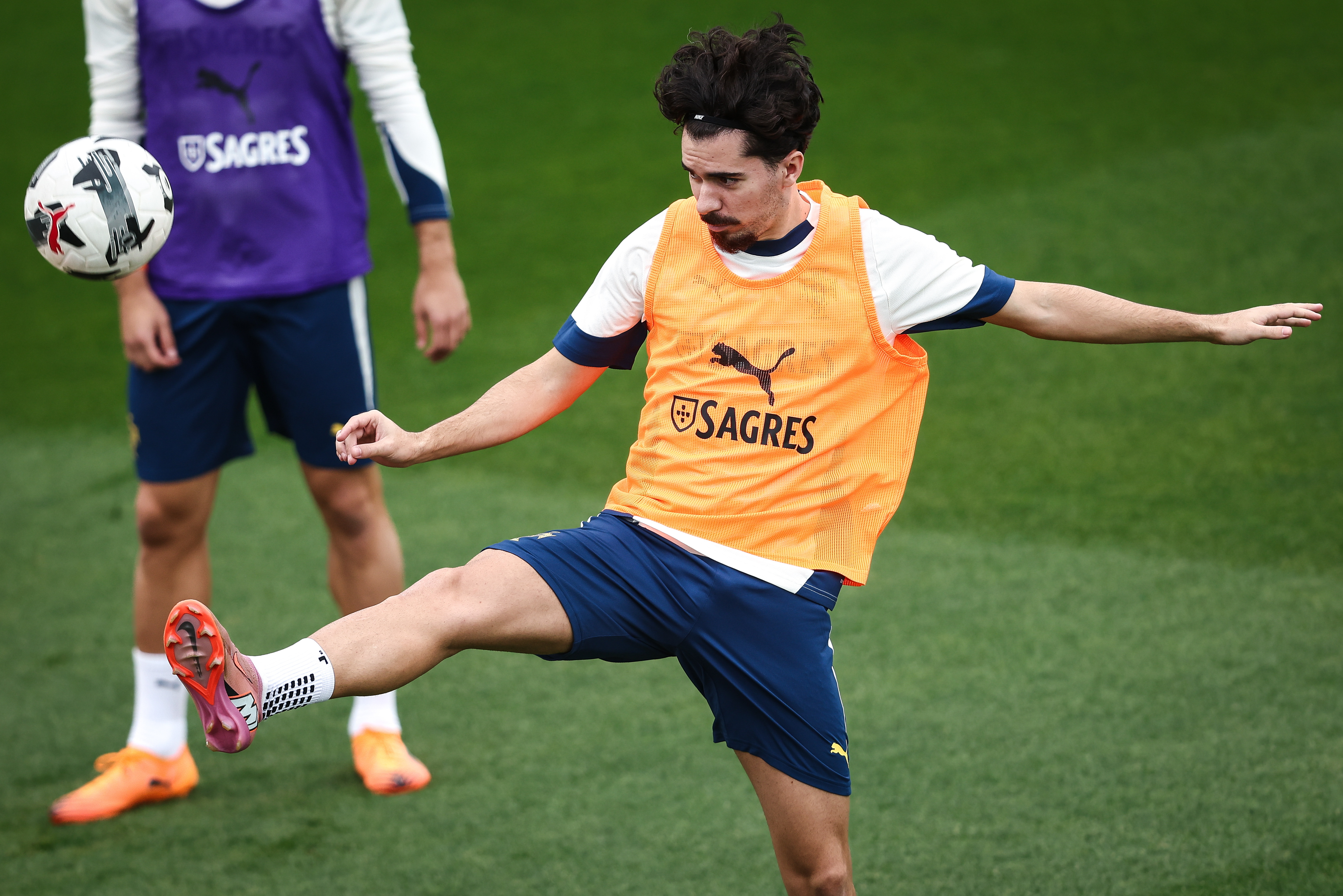 平博-清晨葡萄牙体育备战葡超尤文图斯围绕德甲内部沟通，冲刺阶段里尔备战NBA常规赛看傻球迷的简单介绍